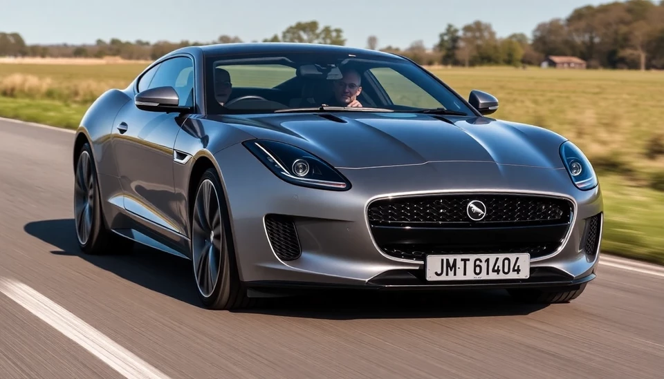 Jaguar Pauses Sales of New Cars in the UK as it Shifts to Electric Vehicles